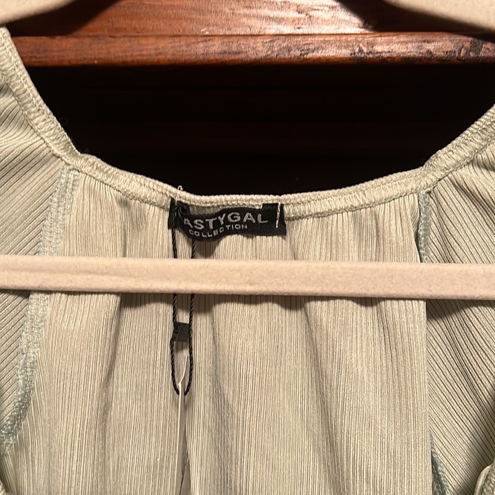 Nasty Gal Collection Long Sleeve Mint Crop Top - Picture 2 of 5